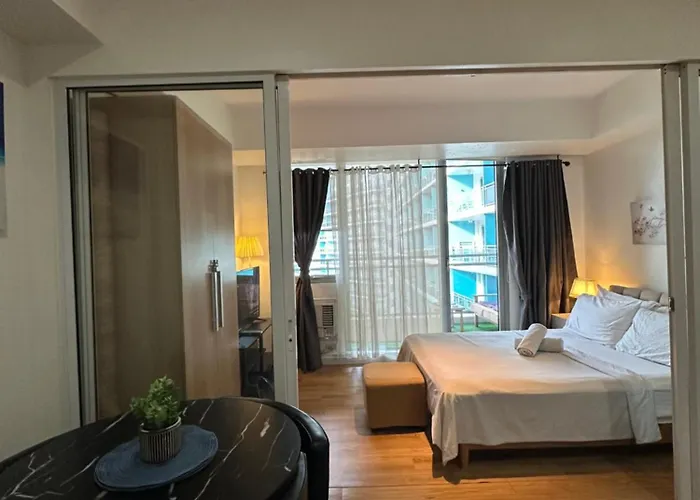 Azure Staycation マニラ市