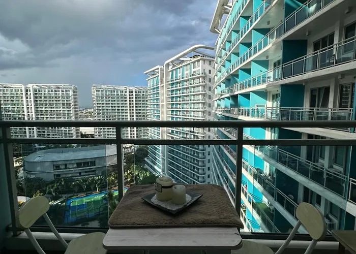 Azure Staycation * マニラ市