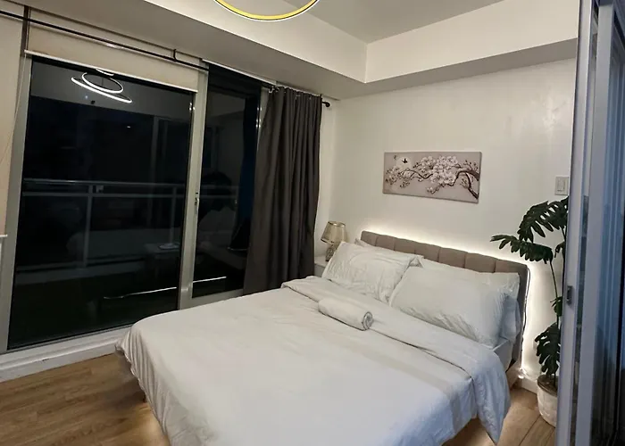 Azure Staycation ホテル マニラ市